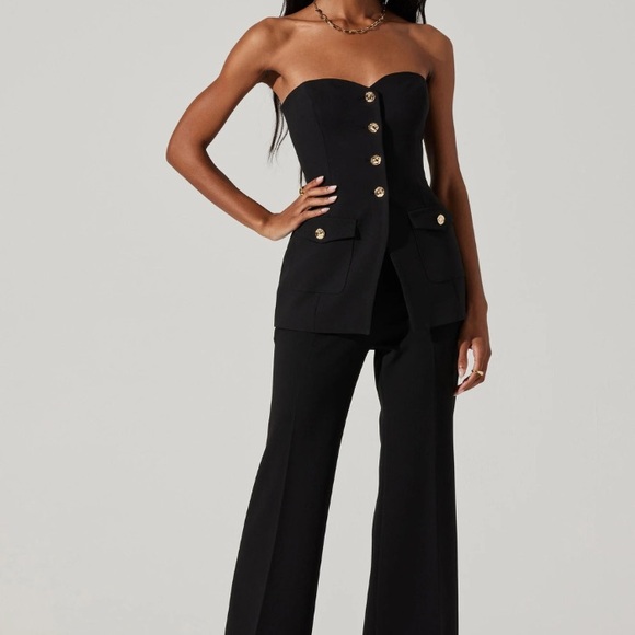 NWOT MILANI TAILORED BUSTIER TOP - Picture 4 of 7